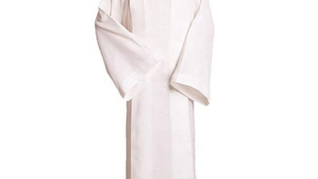 Baptismal Elegance: A Guide to Choosing the Perfect Robe