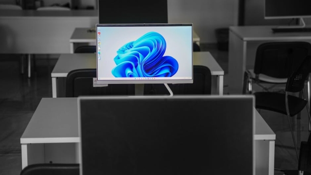 Overview of Digital Signage Solutions for Corporates